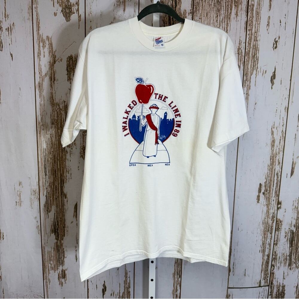 Jerzees, Classic White Tee Single Stitch. Teacher's Union 1989. Size XL.